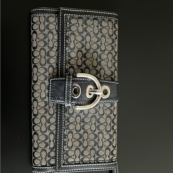 Coach Black and Gray Patterned Wallet - Picture 1 of 3